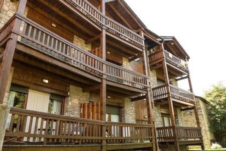 La Cabana Dels Isards Alp Exterior photo